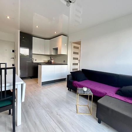 Sasi - Cozy Apartment For 6 People In Centre Varšava Exteriér fotografie