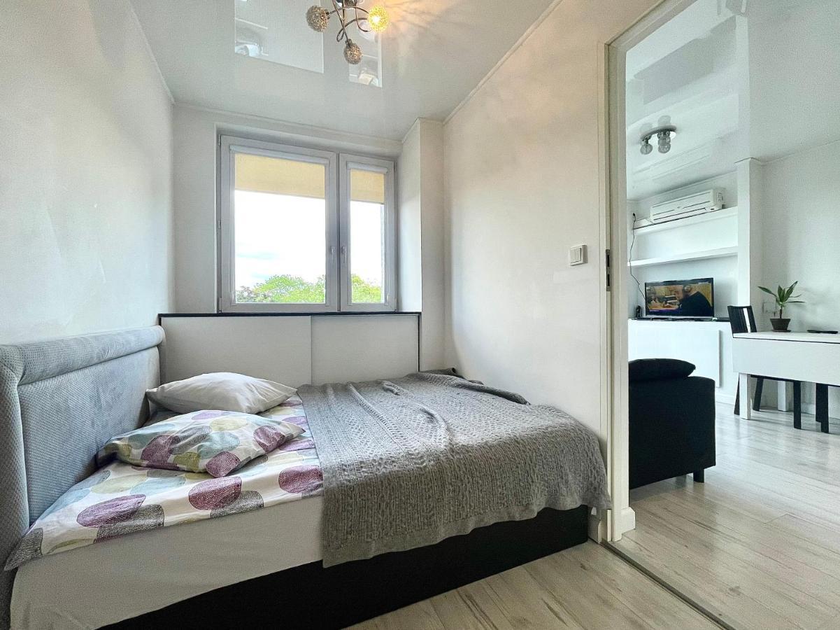 Sasi - Cozy Apartment For 6 People In Centre Varšava Exteriér fotografie