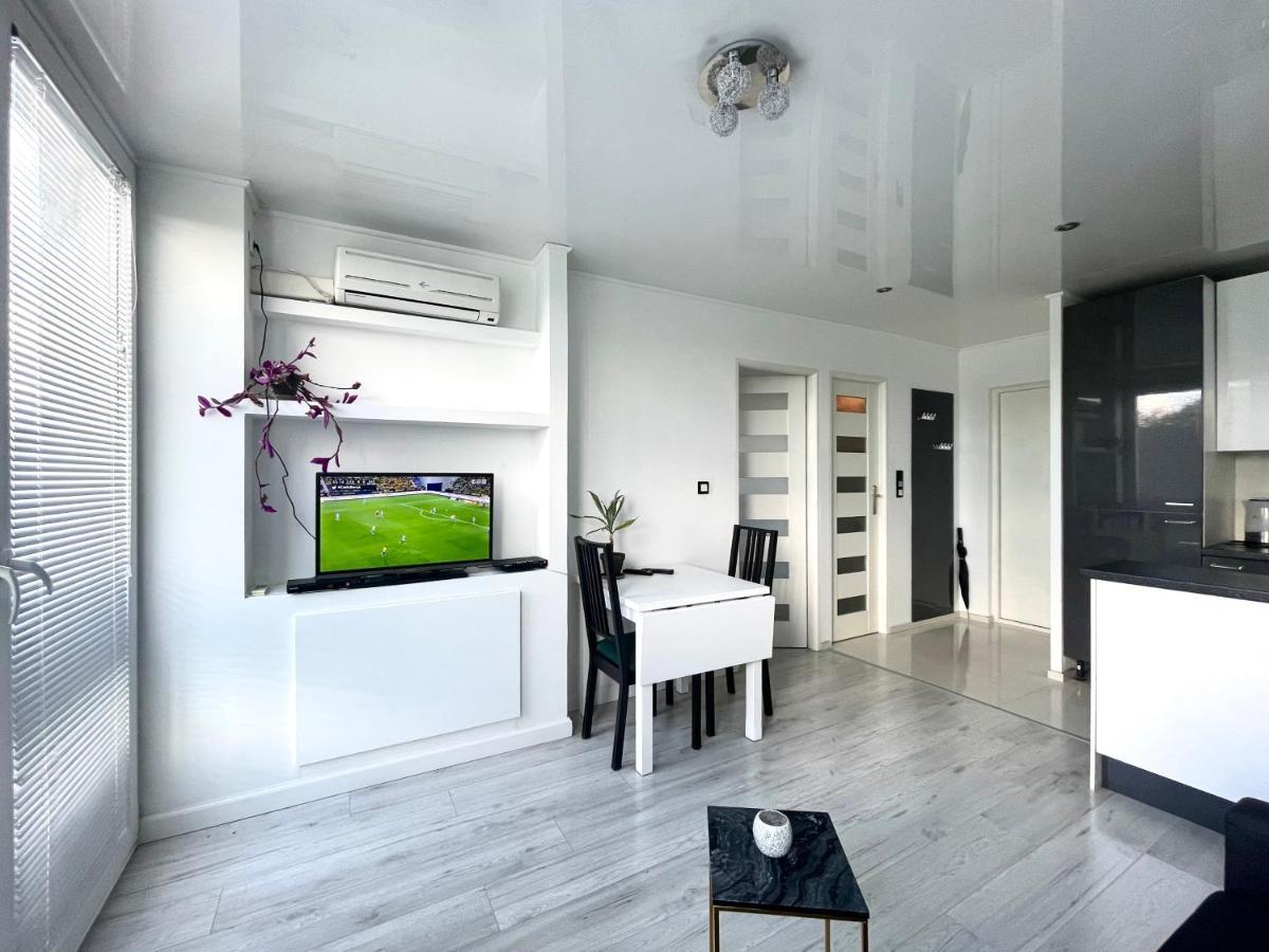 Sasi - Cozy Apartment For 6 People In Centre Varšava Exteriér fotografie